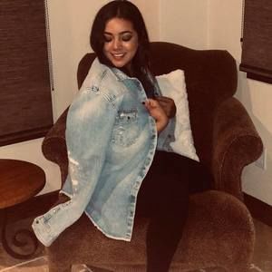 Meet your Posher, Maria isabella